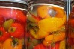 Saldymedžio pomidorai žiemai be sterilizacijos